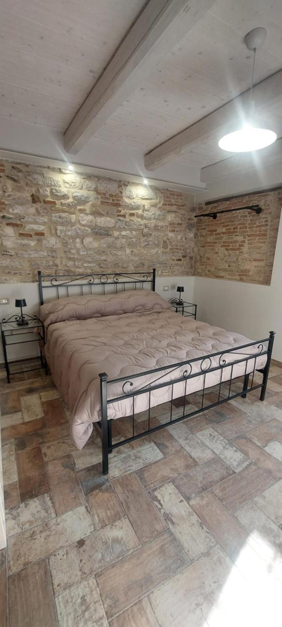 Via Mazzini Home Gubbio Exterior photo